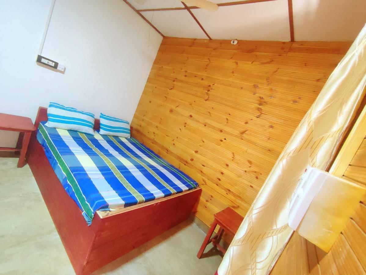 Walkers Hostel Trincomalee Eksteriør billede