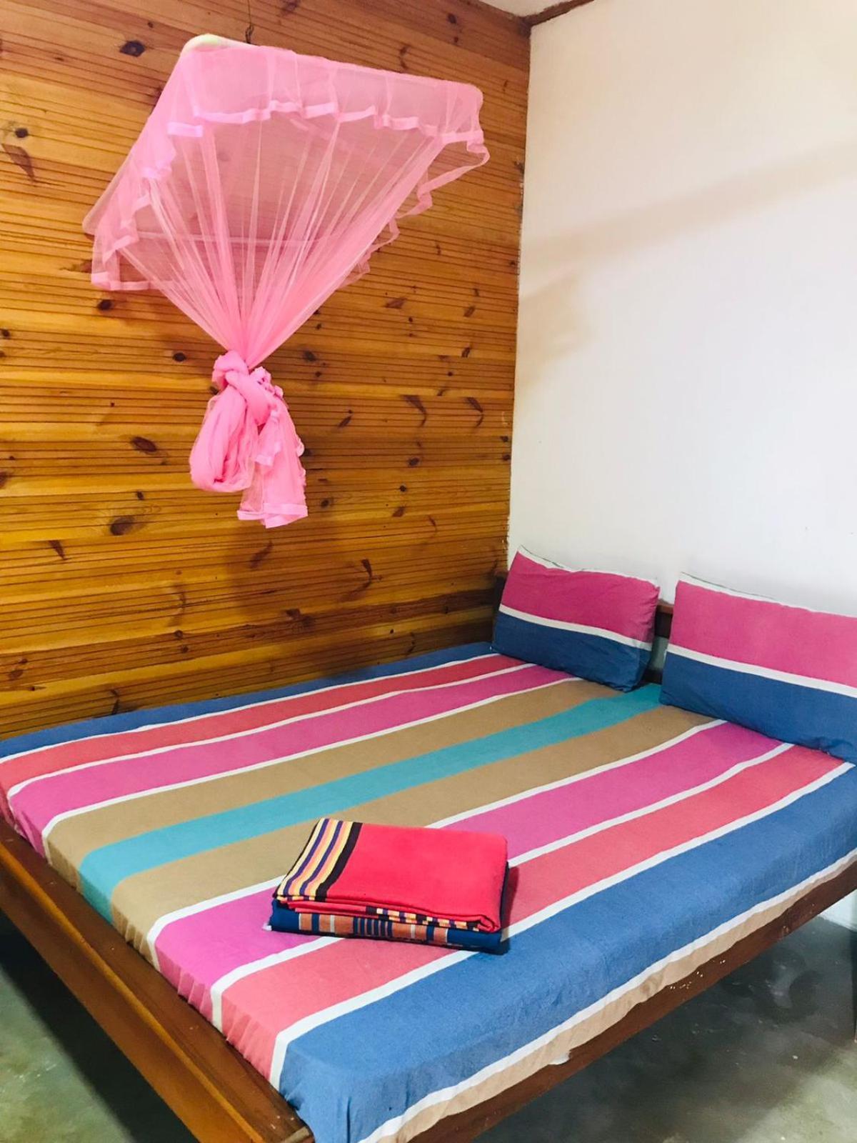 Walkers Hostel Trincomalee Eksteriør billede